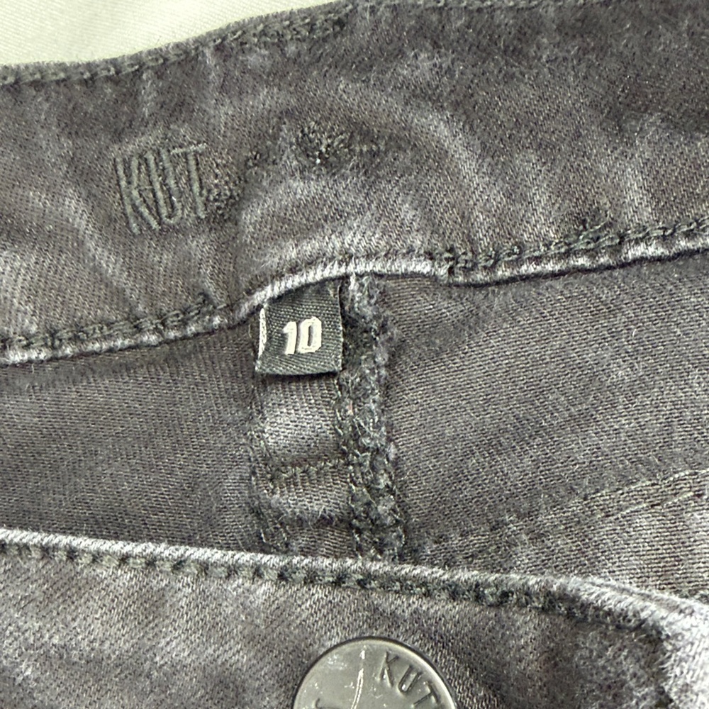 Kut from the Kloth Black Bootcut Jeans with Flap Pocket - Picture 5 of 6